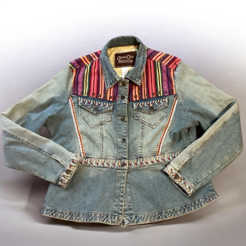 Cripple Creek Ranchwear Women’s Denim Jacket Southwestern Inspired Great Details